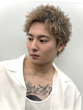 ファースト 栄店(First) スパイキーショート×ハイトーンミルクティー