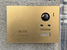ブルー(BLUE)の雰囲気（ご来店の際は店舗左にあるインターホンを押してください。）