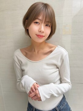 オーロ(ORO) ２０代３０代４０代オリーブベージュ肌トーンup！ショートボブ