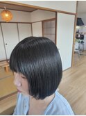 ショートボブ+ブルーブラック