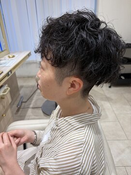 アッシュ 千歳烏山店(Ash) 30代40代大人女子刈り上げショート刈り上げパーマメンズライク