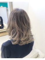 ヘアーアンドメイク ドレス(DRESS)&nbsp;グラデーションカラー