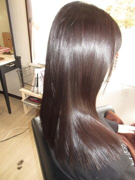 コア フィール ア デイ(COIFFURE A DAY) 【M3D見附今町】ストレートロング