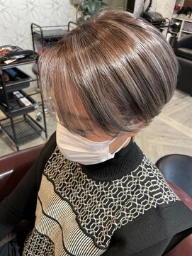 ヘア メイク ココ(hair make coco) ホワイトハイライト♪♪