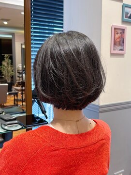 ビュートリアム 梅田(BEAUTRIUM) 耳かけショート/丸みショート/ミニボブ/似合わせ/梅田/茶屋町