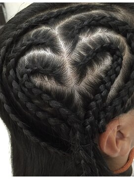 ルアナ(Luan'a) コーンロウ