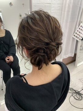 ホワイト(White) サイドアップスタイル