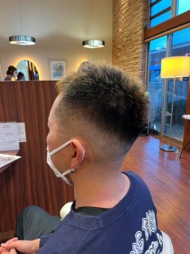 ビアンコ(BlANCO) 刈り上げベリーショート(堀江)