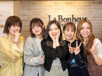 ラボヌールヘアー 札幌店(La Bonheur hair etoile)の写真/親身で丁寧な接客による口コミが道内No,1！通い続けたいと思えるサロンが見つかる！