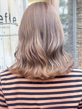 トレフル 東岸和田店(Trefle) 20代30代髪質改善カラーアッシュベージュ毛先パーマ透け感