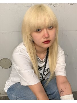 ドットハリス(.Hallis) 抜きっぱなしブロンド／ブリーチカラー／エクステ長さ出し