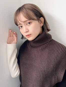 クリア(Q-LEA)の写真/大人女性にピッタリ!上品な髪色へチェンジ♪頭皮に優しい白髪染め/ダメージレスで艶感たっぷりのカラーへ☆