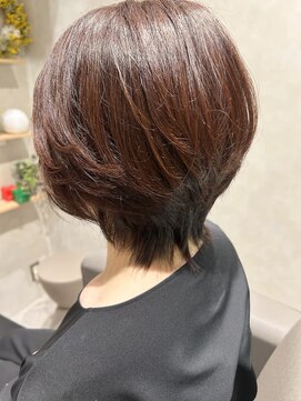 アニカ(anicca) ショートウルフ　40代50代