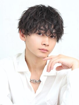 リップス 吉祥寺店 (LIPPS) ツイストスパイラル　マッシュ　ツーブロック　刈り上げ