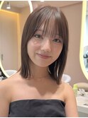 垢抜けミディアムヘア