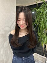 ホワイト(WHITE)&nbsp;縮毛矯正　髪質改善　ロングレイヤー　顔まわりにレイヤー