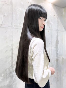 シンシア 布施店(sincere) 縮毛矯正×髪質改善で叶える自然な艶ストレート