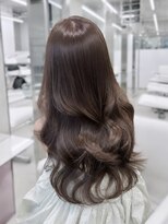 エヌアイ オモテサンドウ(ni omotesando)&nbsp;透明感ショコラグレージュ　【正木碧】