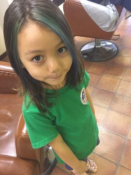 やどかり 江平店 ミディアムボブ