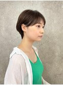 ナチュラルブラウン透明感カラー大人ショート