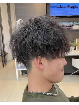 ロンドガルマン 名古屋(Lond GULLMAN) Ryu指名波巻きスパイラルパーマ　一ヶ月後メンテナンスカット