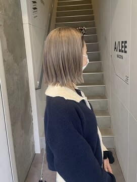 アイリー 名古屋(A/LEE) 切りっぱなしボブ/ベージュ