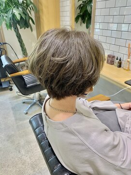 ヴィスコ(visco) ストレートが飽きた方に！ゆるふわパーマ