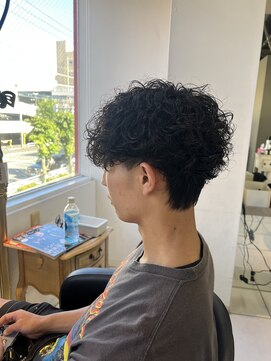 アイズ 海老名(AIZU) プードルパーマ スパイラルパーマ 波巻きパーマ