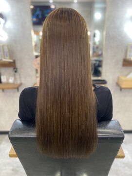 リリィー(LILY) 【LILY】　酸性ストレート  髪質改善　☆　担当　しおん