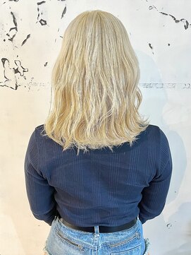 アンリ(Henri) 【かしむら】ブリーチ/ケアブリーチ/ブリーチカラー/暖色カラー