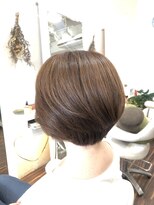 ティティーサッポロ(tity sapporo)&nbsp;ツヤグラデーションカラーのショートヘア