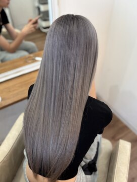 フェニーチェ オン ザ ビーチ(FENICE on the beach) シルバーグレー#髪質改善#髪質改善カラー#前髪#韓国