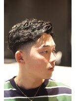 キングスマントーキョー 立川北口店(KINGSMAN TOKYO)&nbsp;アップバング / ツーブロック / スキンフェード 【立川】