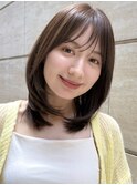 レイヤーカット/ひし形/透明感ベージュ/大人ミディ/２０代３０代