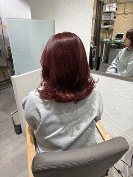 エス 大阪梅田店(es) お洋服の差し色になる暖色カラー