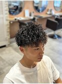 アップバングショートツイストスパイラルパーマ