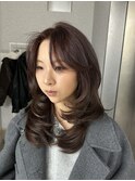 海外レイヤーカットハッシュカットグレージュ