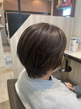 セッションパーゴ(SESSION PAGO) ハイライトで作る大人グレージュショートボブ