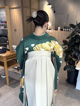 ゼストプラス(ZEST plus) カチモリ風☆艶タイトアレンジ【りあの】