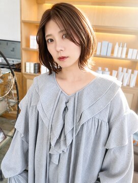 ユラギ フロム ユイマァル 倉敷(YURAGI from YUIMARL) 倉敷ミディアムレイヤー30代40代50代ブリーチベージュくびれヘア