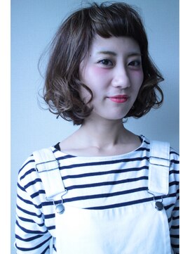 ロベック モトヤマ(Lobec MOTOYAMA) 甘めバングが決め手の大人カジュアル