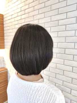 ビューティーサロンジェイ(Beauty Salon J) 【Beauty Salon J】カットだけでツヤボブ