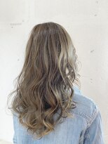 ヘアーワークス ヘルム 渋谷店(HAIR WORKS HELM)&nbsp;ミルクティー ベージュカラー