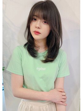 レイラバイアフロート 吉祥寺(Lila by afloat) フォギーベージュのレイヤーカット【吉祥寺アフロート】小笠原