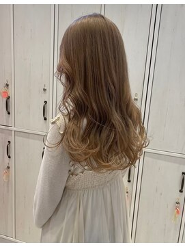 リー 梅田(Lee) Lee梅田茶屋町 韓国風透明感カラー