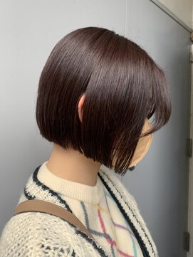 シードバイシャムロック(SEED by Shamrock) 星川指名　ブリーチ無しピンクブラウン　ミニボブ