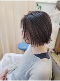 顎ライン切りっぱなしボブ