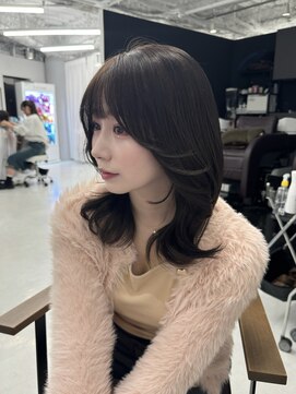 ハピネス 梅田茶屋町店(HAPPINESS) ミディアムレイヤー/韓国ヘア/顔まわり/ブリーチなし/グレージュ