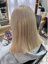 ロム(Rom.)&nbsp;ホワイトミルクティーベージュ