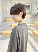 マッシュショート／暗髪ショート/就活カット